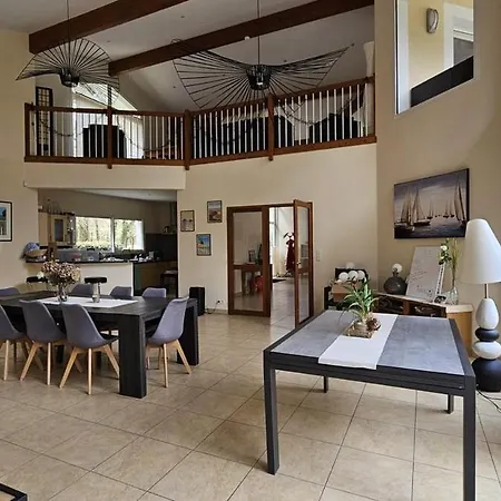 La Parenthese 빌라