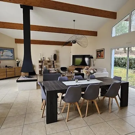 Villa Family With Pool